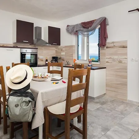 Av Rako Apartment Trogir