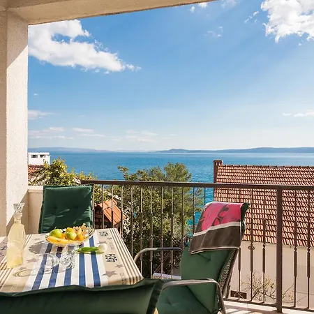 Apartment Av Rako *